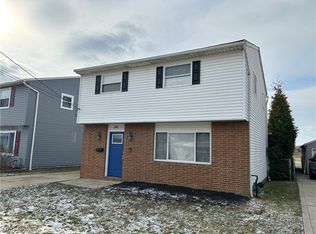 292 Parkway Dr, Eastlake, OH 44095