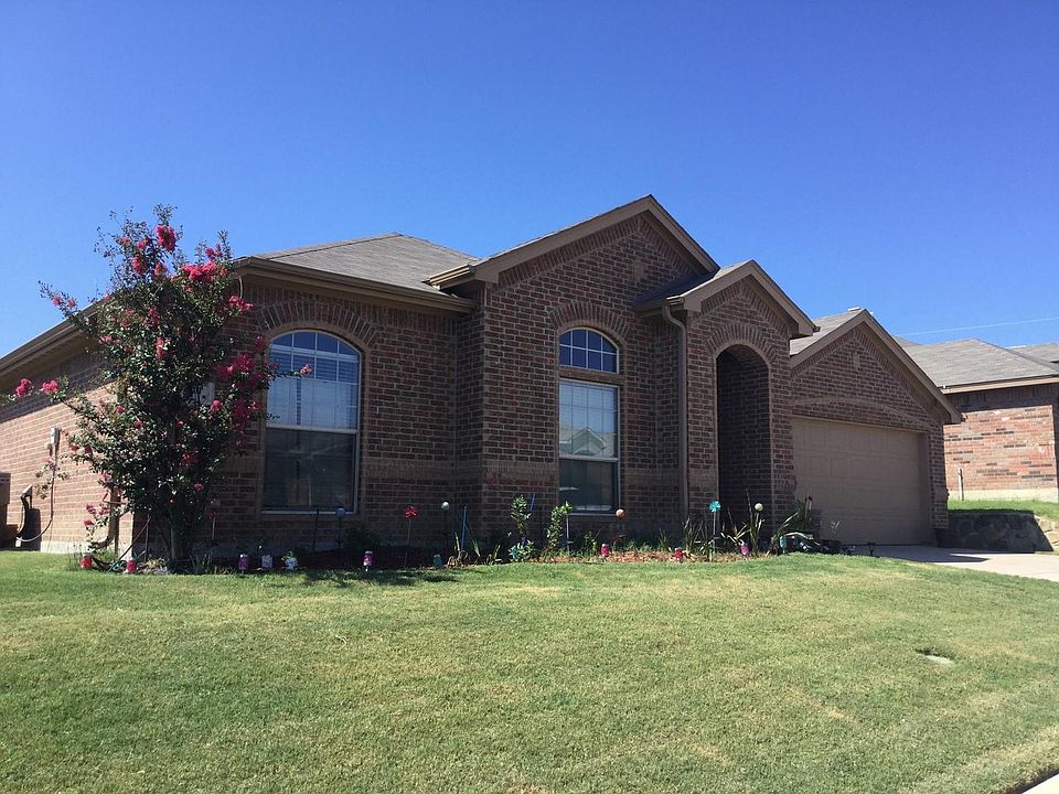 1st image of 9301 Gabriella Dr