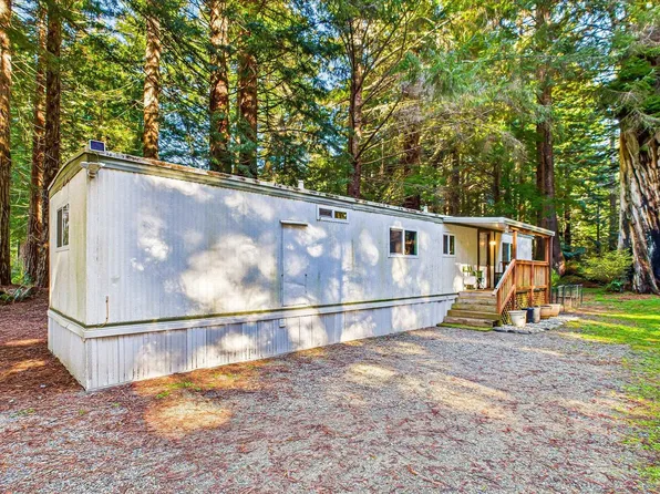 1700 Ferndale Ln, Crescent City, CA 95531