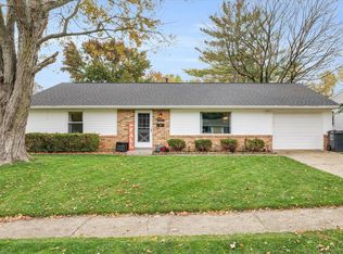 2005 E Vermont Ave, Urbana, IL 61802