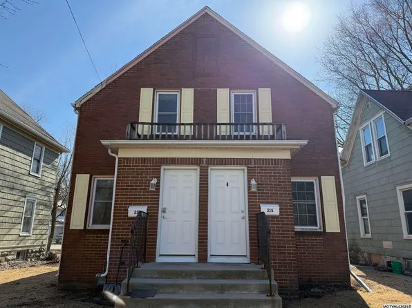 213 6th St NW, Mason City, IA 50401