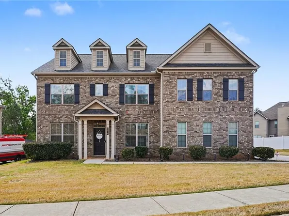 270 Saint Annes Pl, Covington, GA 30016