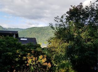 5 Spinnaker Ln, Bellingham, WA 98229