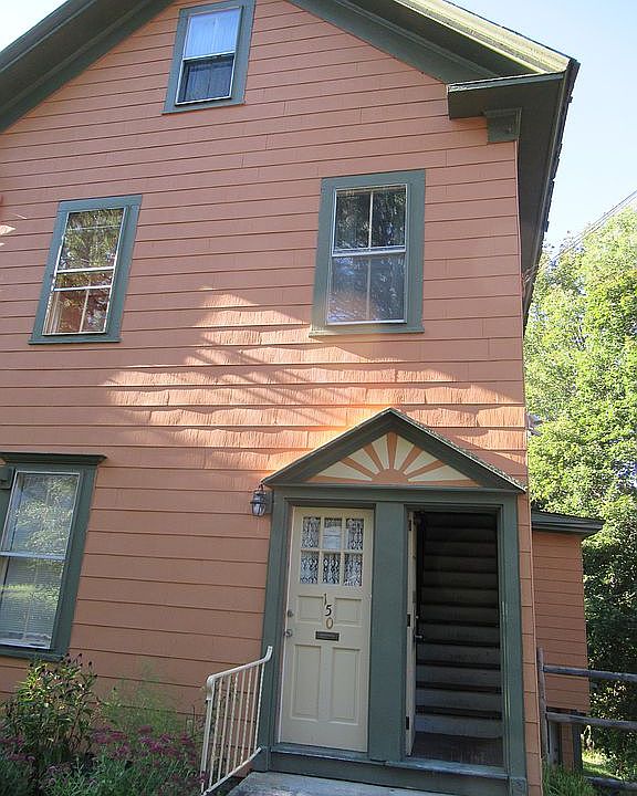2nd image of 150 Green St