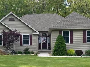 40 Hemlock Dr E, Sheppton, PA 18248