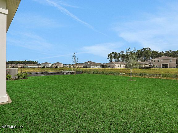 4th image of 523 FARMFIELD Drive