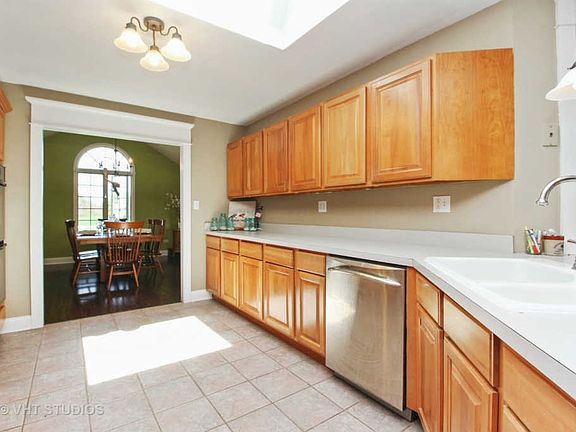 4th image of 26539 S Oak River Dr
