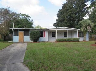 3004 NE 11th Dr, Gainesville, FL 32609
