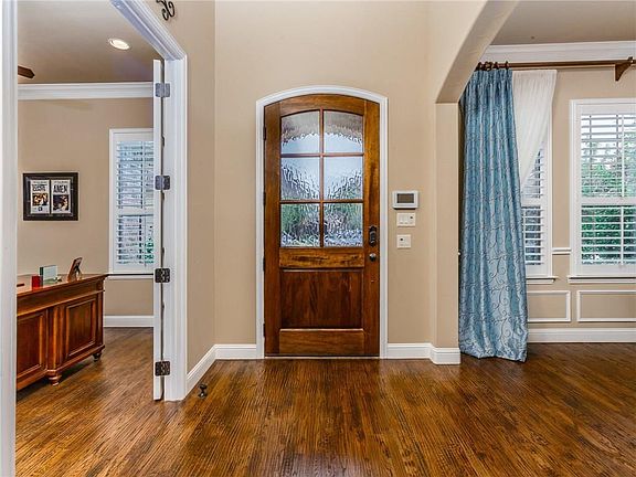 4th image of 2038 Sandy Creek Dr