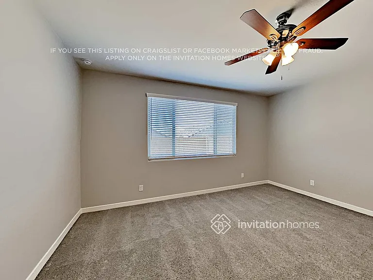18767 W Cortez St — Photo 11