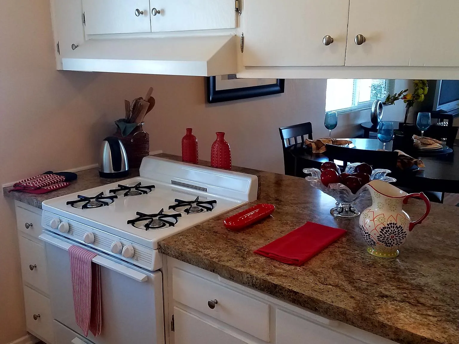 Park Parthenia Apartments — Photo 4