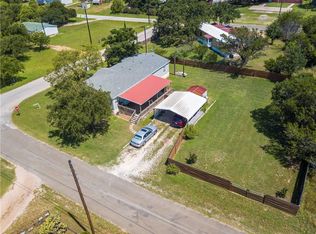 404 Navajo Dr, Burnet, TX 78611