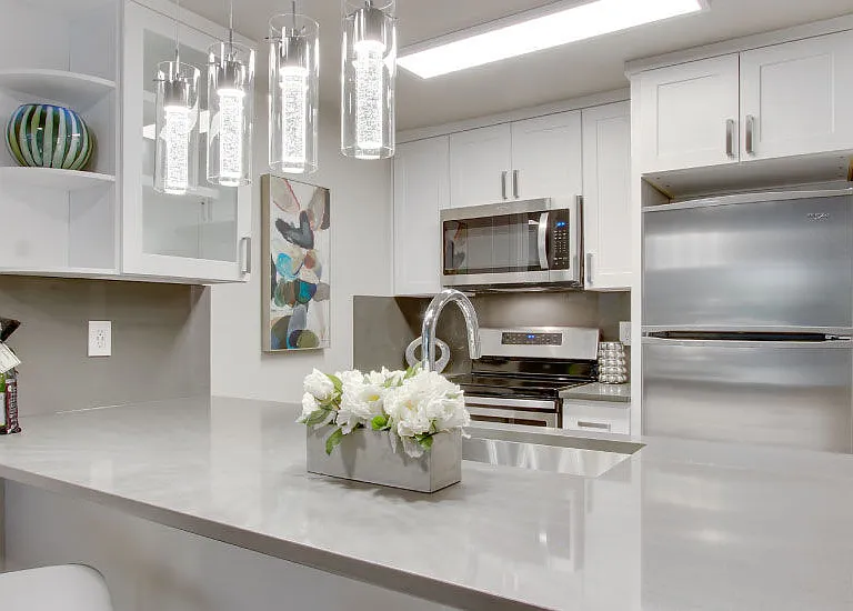 Vesper Apartments — Photo 1
