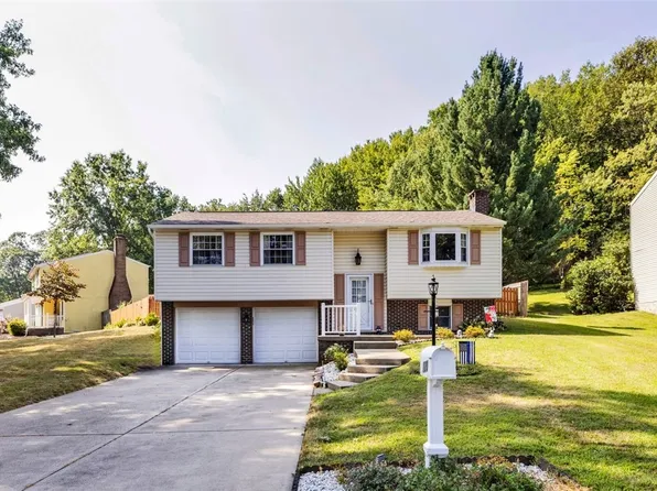 120 Valleyview Dr, Cranberry Township, PA 16066