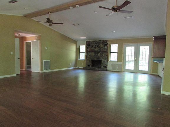 3rd image of 4369 Angela Dr