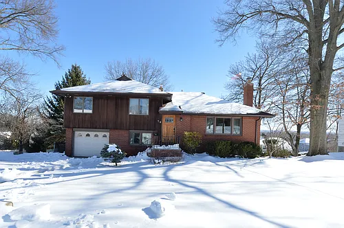 79 Grand Blvd Photo 1