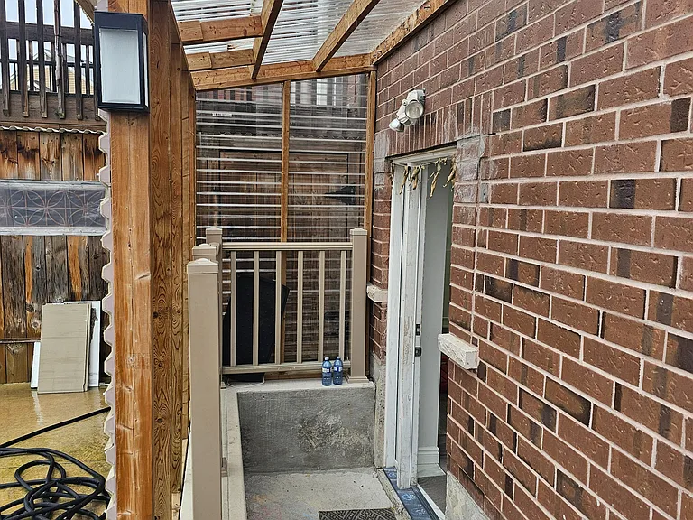116 Miracle Trl — Photo 20
