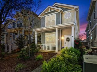 181 Hickory St, Roseville, CA 95678