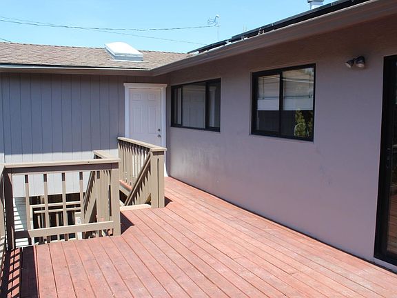 4th image of 121 Merced Dr