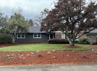 596 Roan Dr, Eugene, OR 97401