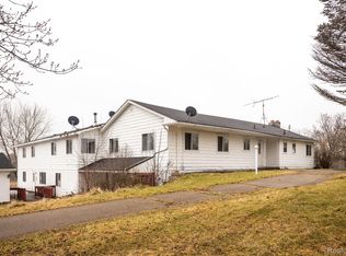 1095 Hummer Lake Rd, Oxford, MI 48371