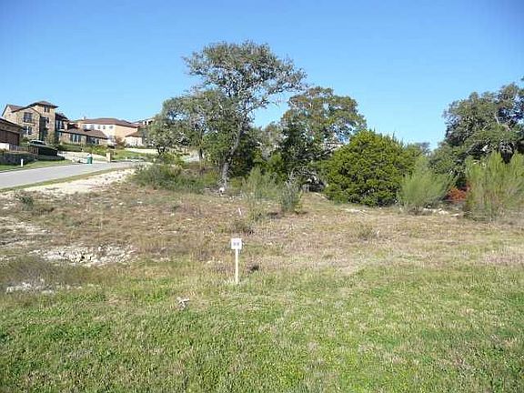 3rd image of 15086 Dorothy Dr