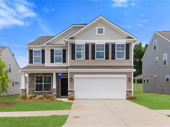 2004 Abbotts Vista Dr, Kernersville, NC 27284