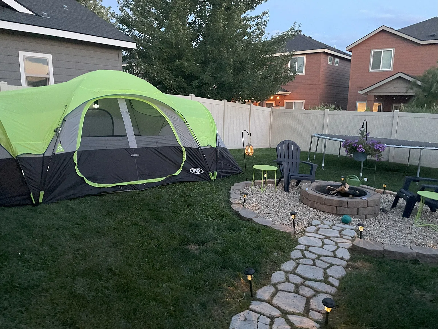 3 bed, 2.5 bath, 1740 sqft, $2,400 — Photo 4