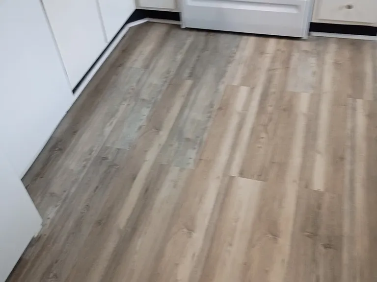 1448 Riverwood Ct — Photo 2