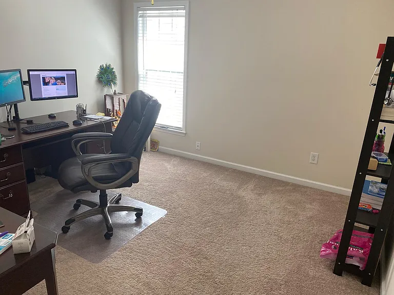 115 Finchley Dr — Photo 10