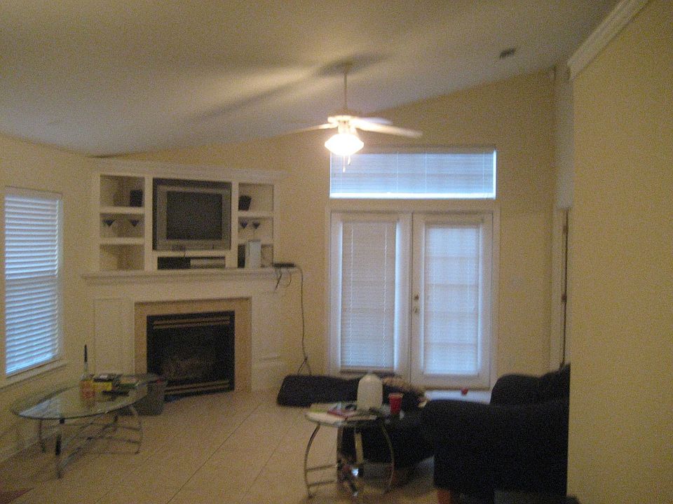 2nd image of 2473 Laurelwood Ct