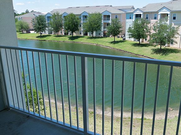 3rd image of 4991 Key Lime Dr Unit 302