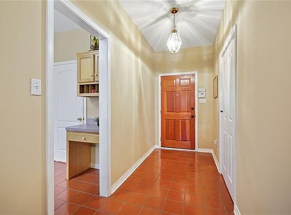 3rd image of 1813 Virginian Colony Ave