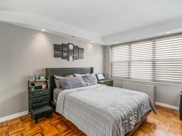 17-85 215th Street image 14 of 36