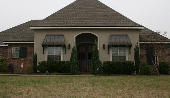2nd image of 202 Willow Wood Dr