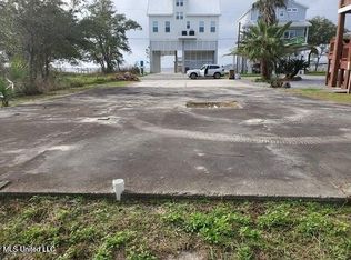 216 Front St LOT 5, Pass Christian, MS 39571