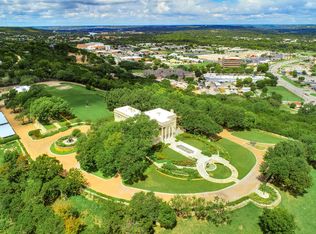 444 Sidney Baker St S, Kerrville, TX 78028