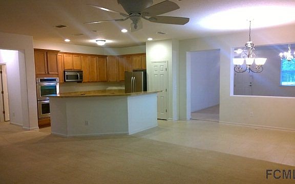 4th image of 37 Angela Dr