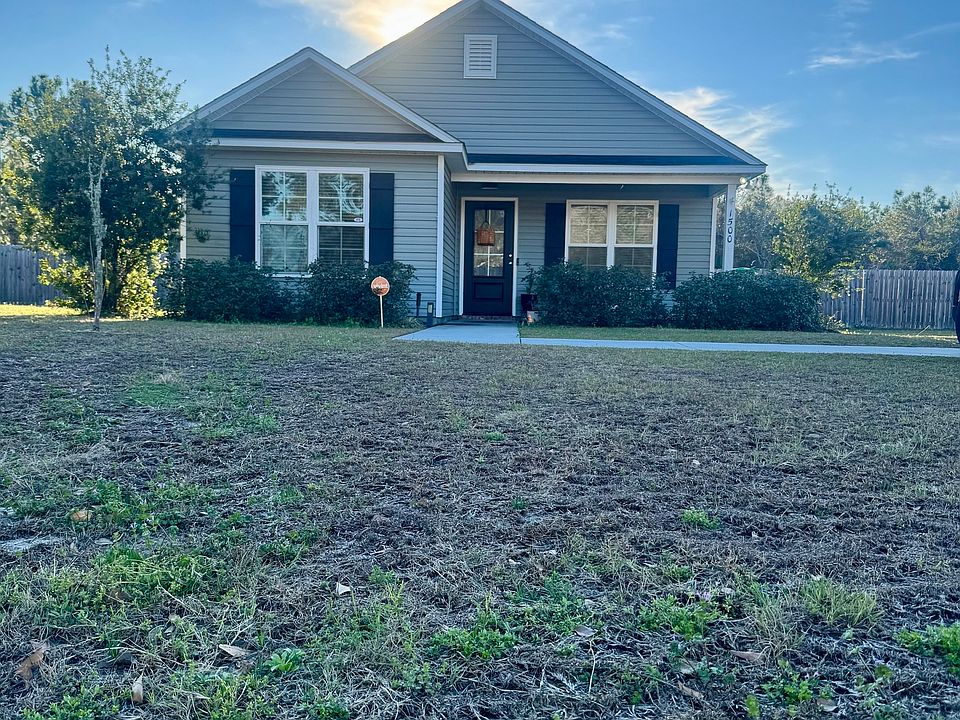 1st image of 1500 San Bernardino Way