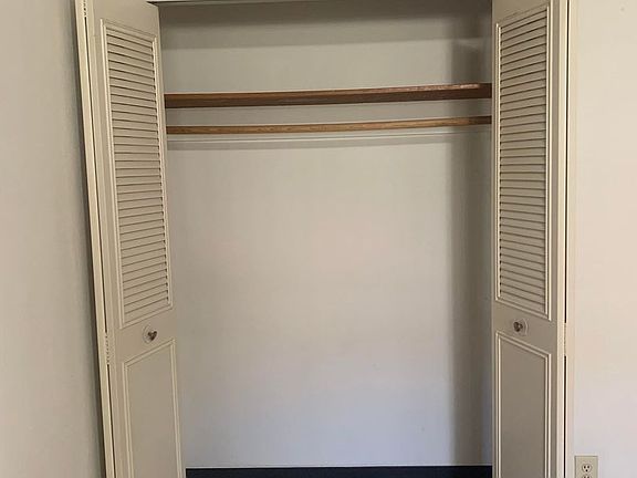 4th image of 512-514 30th Ave N #514-02