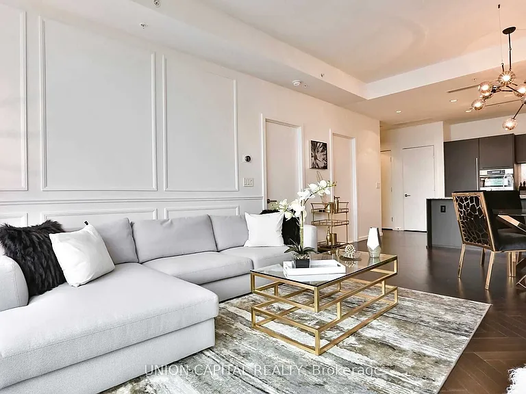 180 University Ave #5805 — Photo 3
