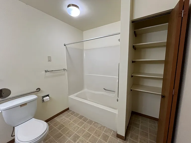 Northshore Estates — Photo 12
