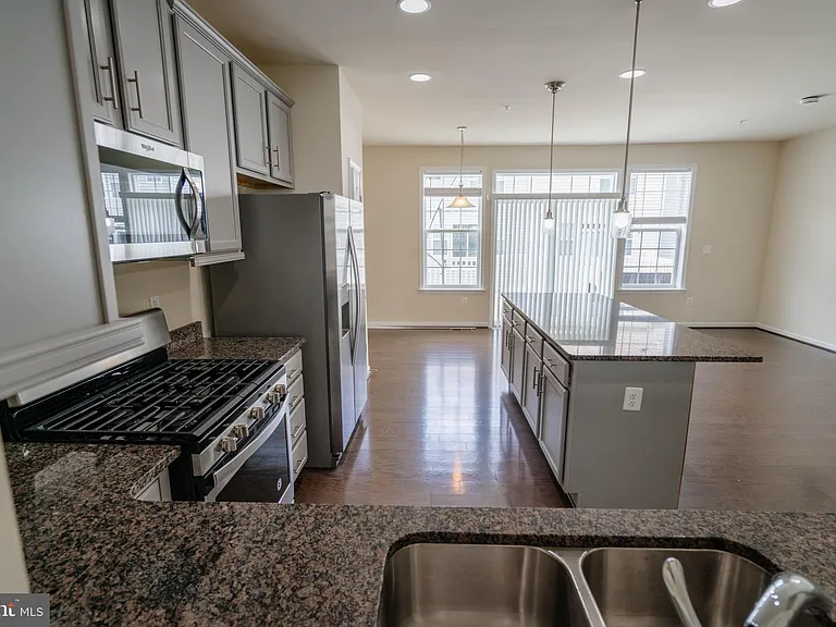 5004 Forest Pines Dr — Photo 6