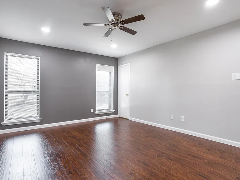 1601 S Shepherd Dr #B-53 — Photo 4
