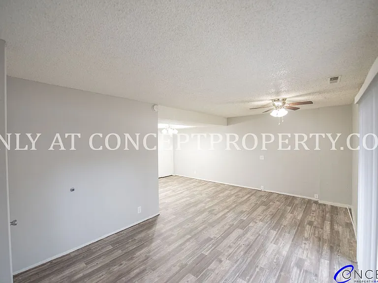 Foothill Terrace — Photo 71