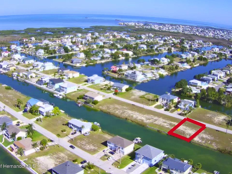 1st image of 4034 Amberjack Dr