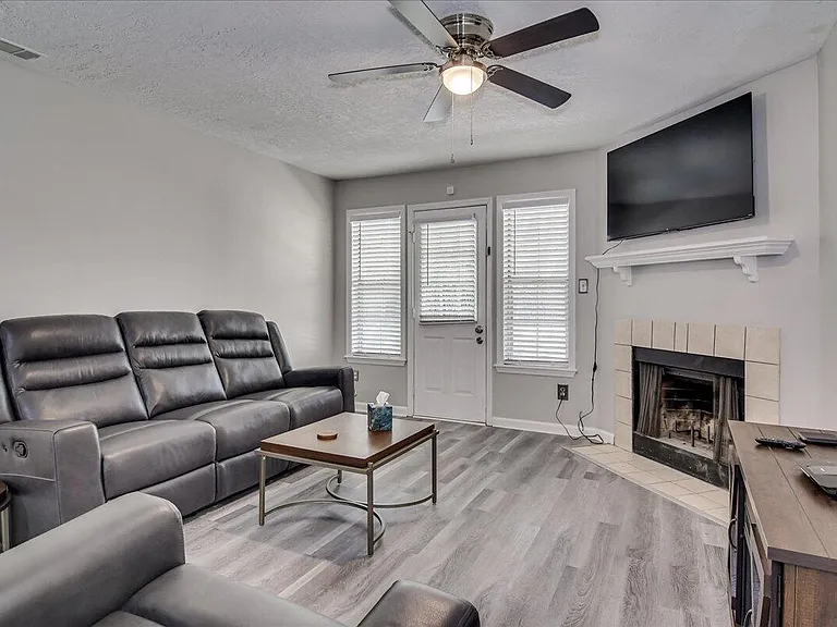 23 Londonberry Ln — Photo 10