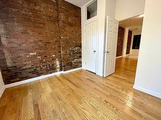 5th image of 134 W 15th St APT 3FE