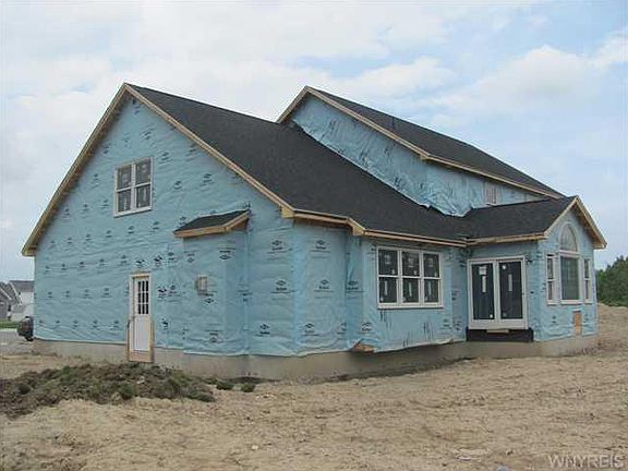 2nd image of 12 Joseph Dr