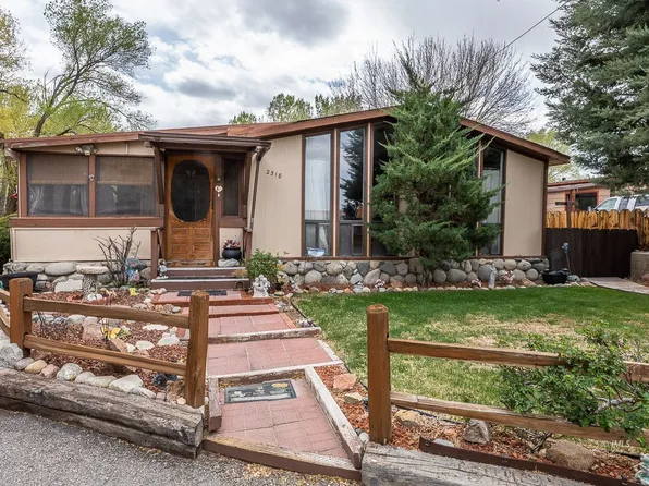 2318 Dixon Ln, Bishop, CA 93514